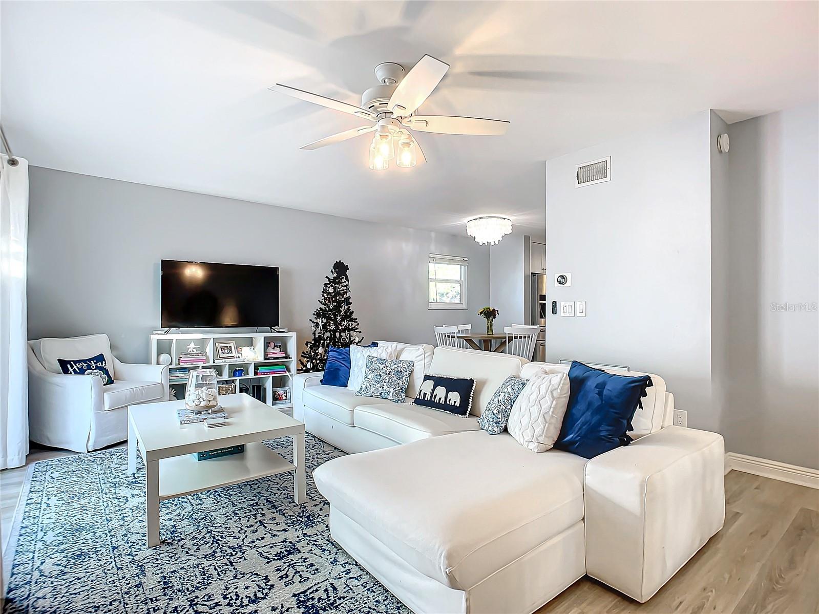 742 LAUREL BAY CIR