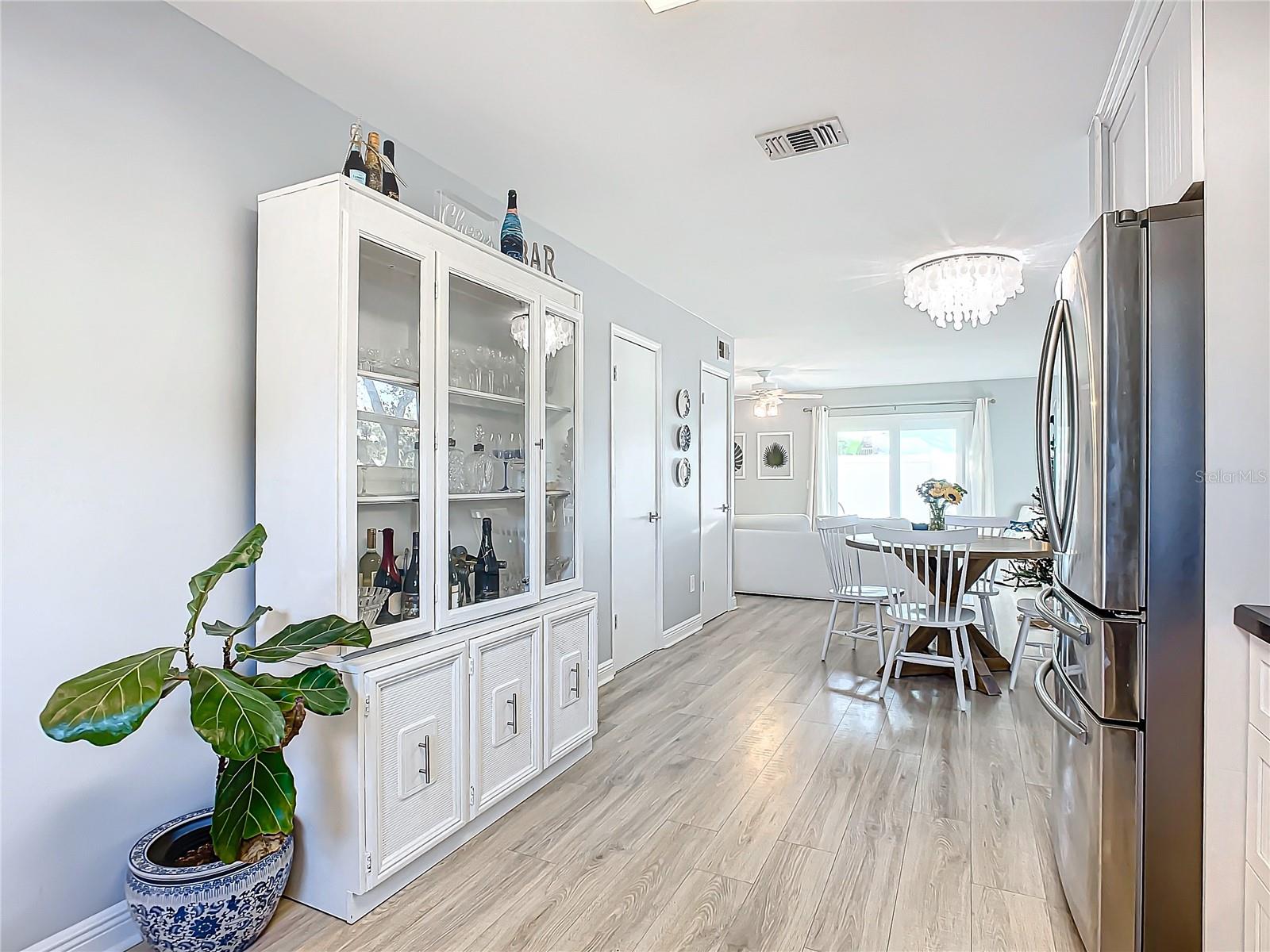 742 LAUREL BAY CIR