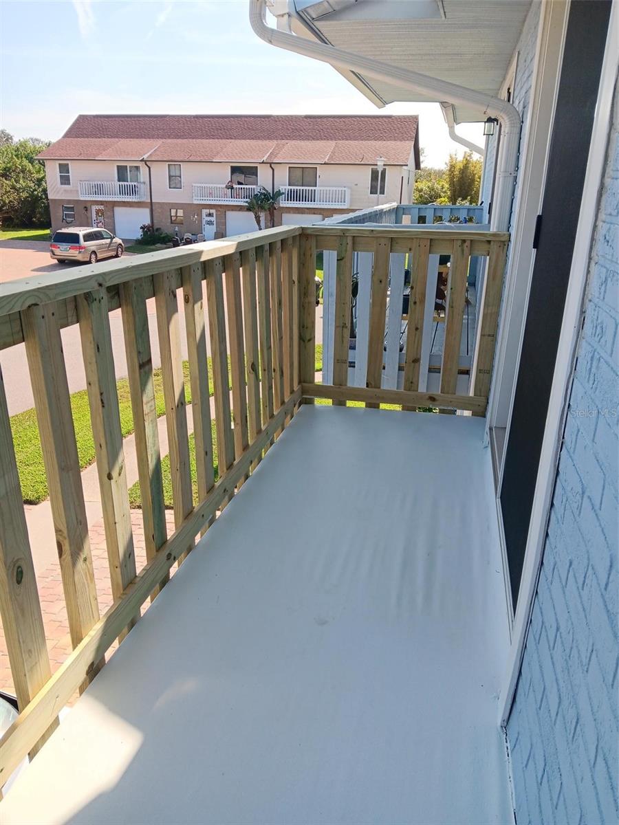 742 LAUREL BAY CIR