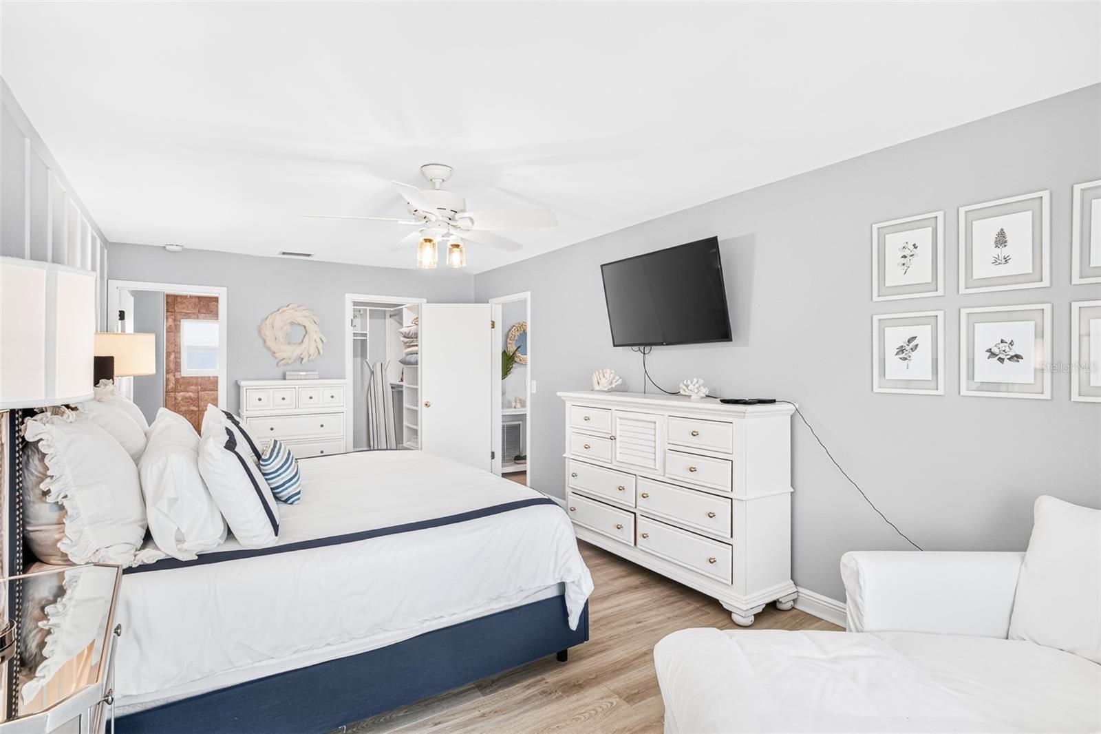 742 LAUREL BAY CIR