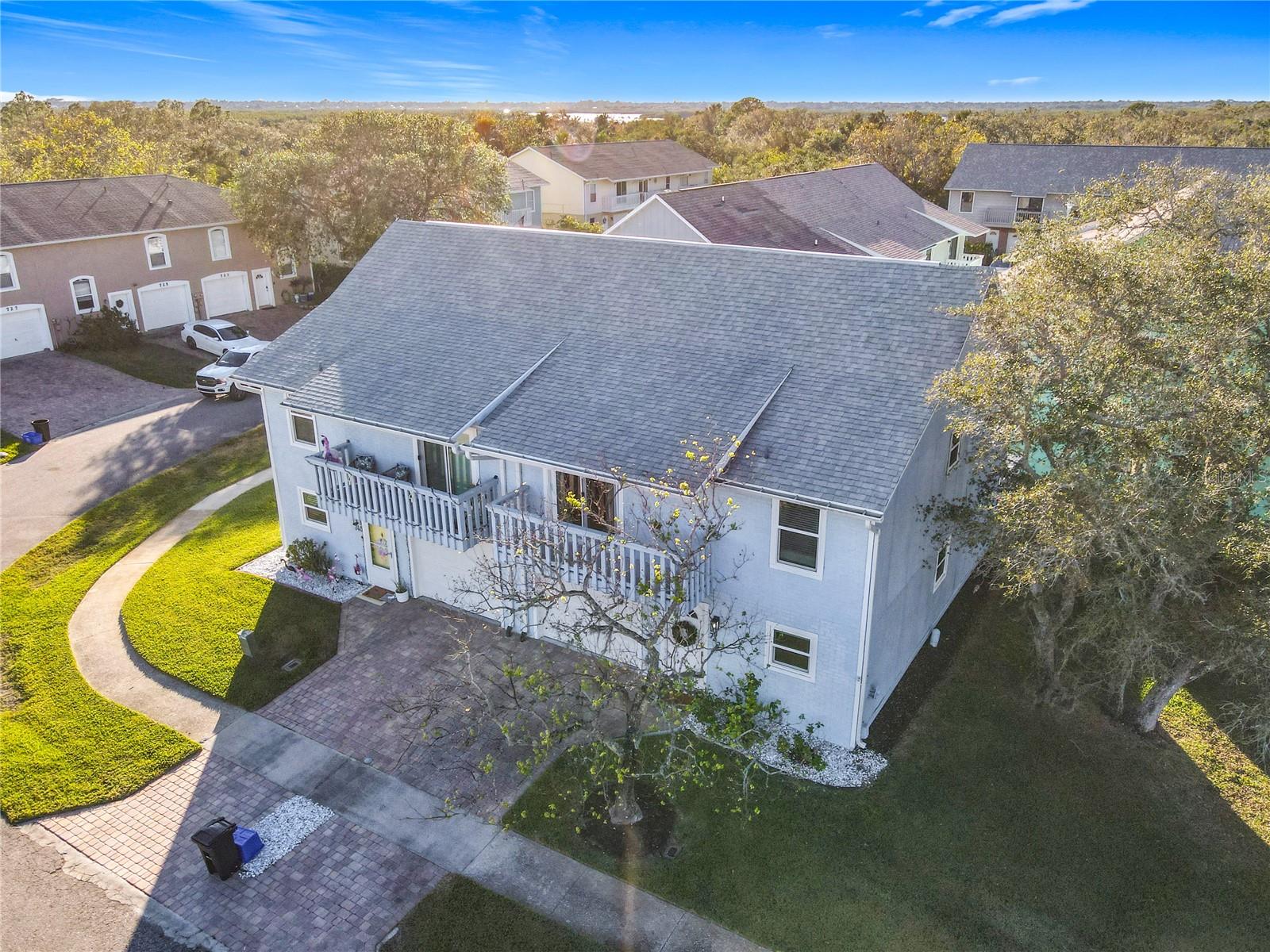 742 LAUREL BAY CIR