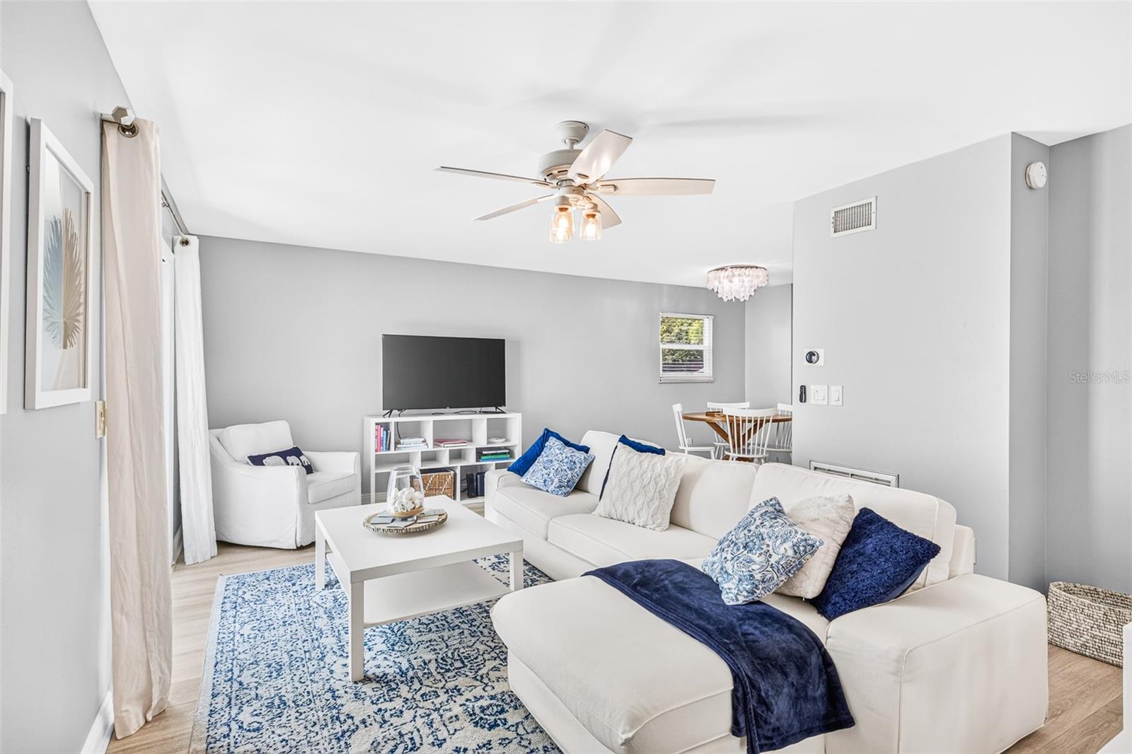 742 LAUREL BAY CIR