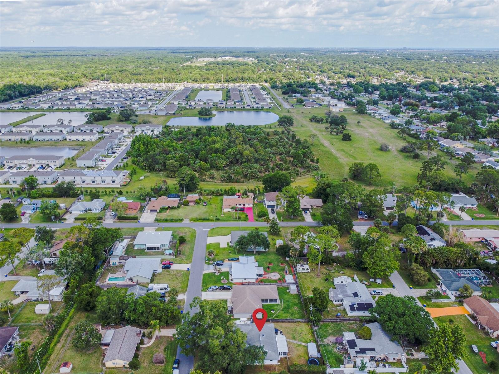 2225 VISTA PALM DR