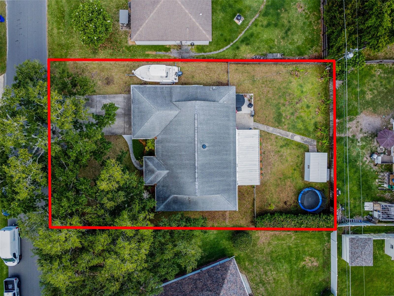 2225 VISTA PALM DR