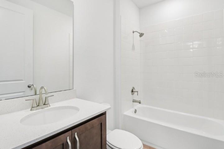 706 JUNONIA BLVD