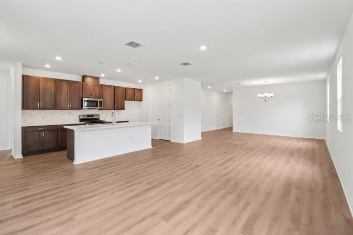 706 JUNONIA BLVD
