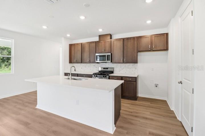 706 JUNONIA BLVD