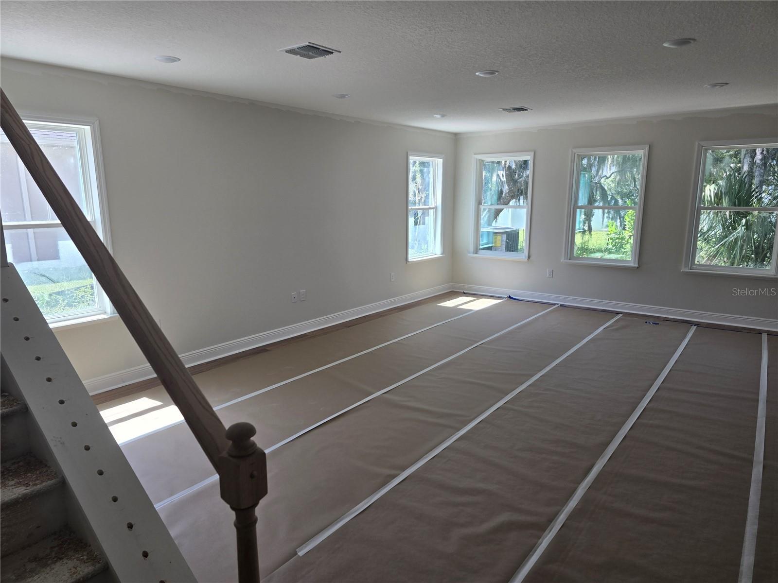 2220 ELEGANT MANOR CIR