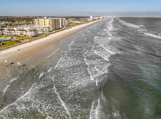 2220 ELEGANT MANOR CIR