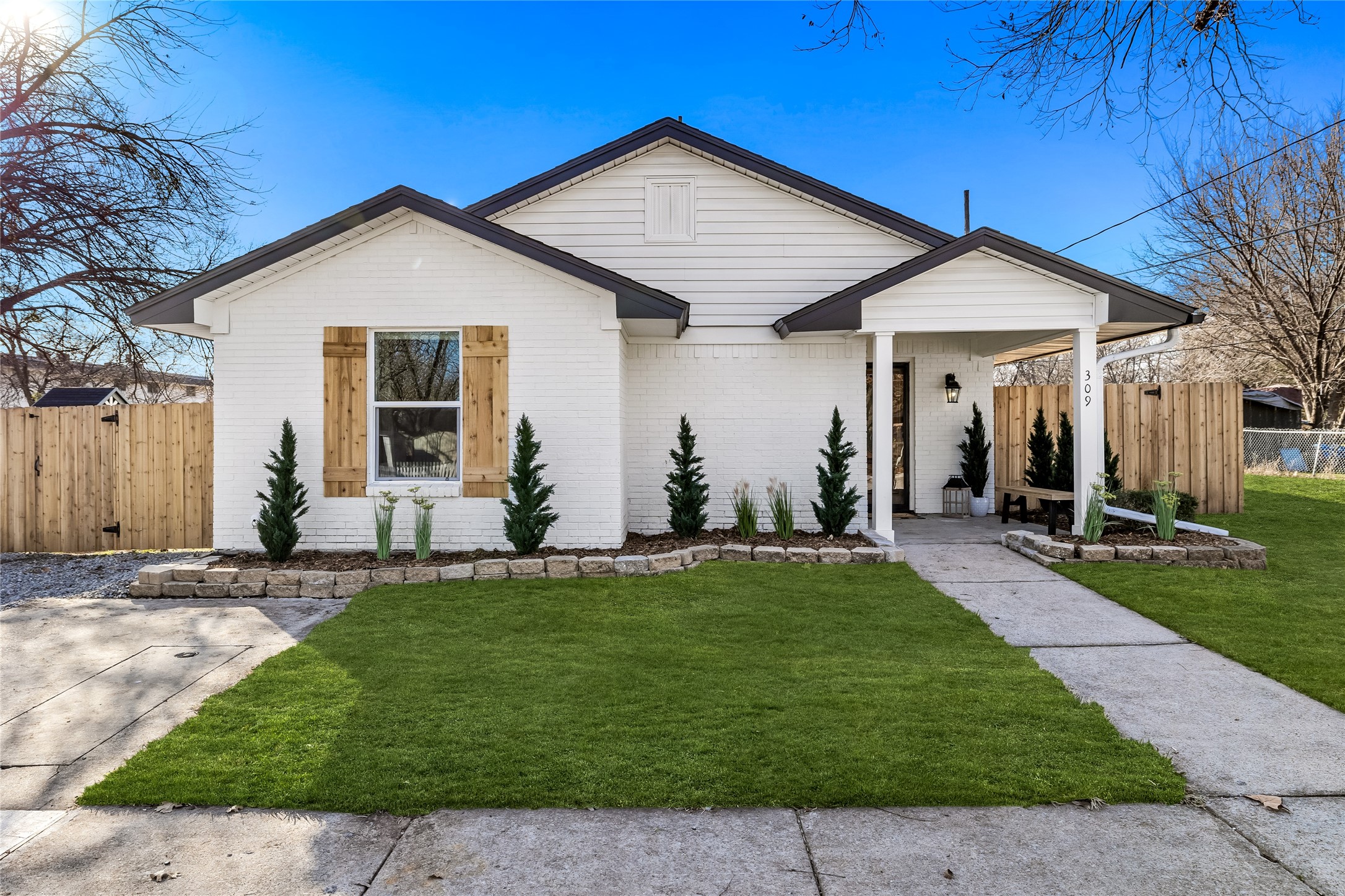 309 W White Avenue