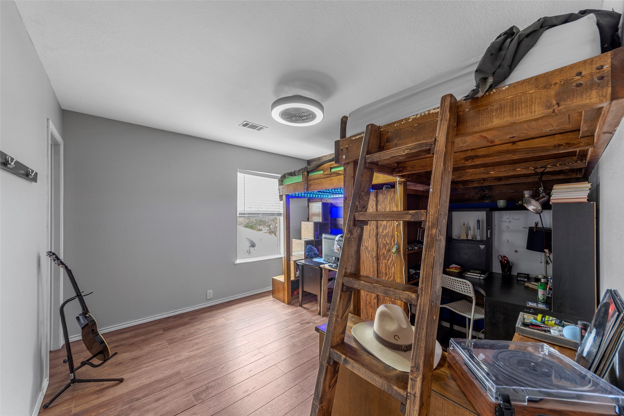2307 Mallard Drive