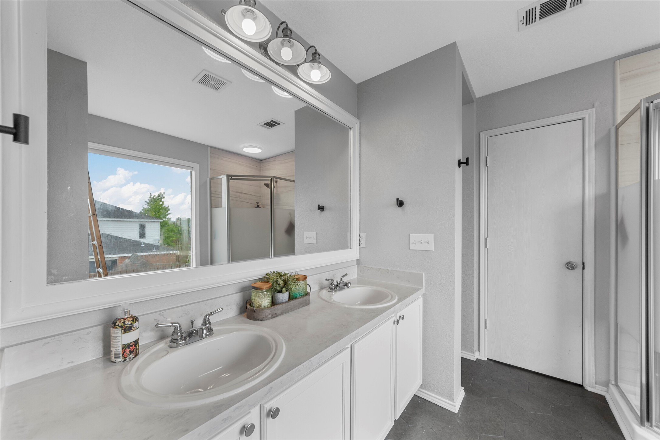 2307 Mallard Drive