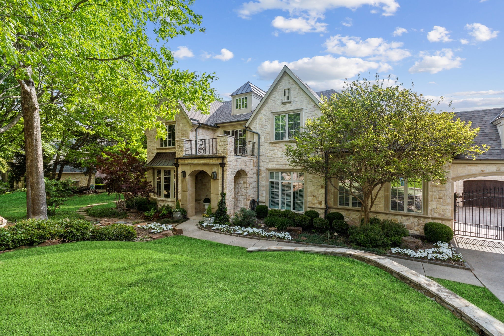650 Maple Creek Drive
