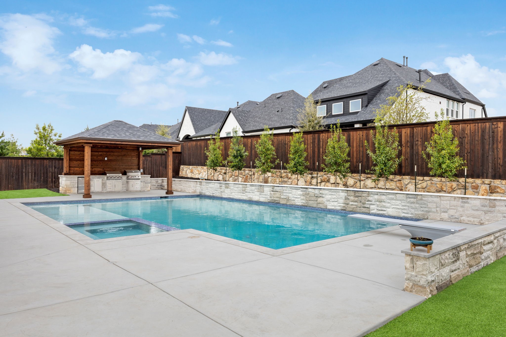 2720 Whirlaway Court