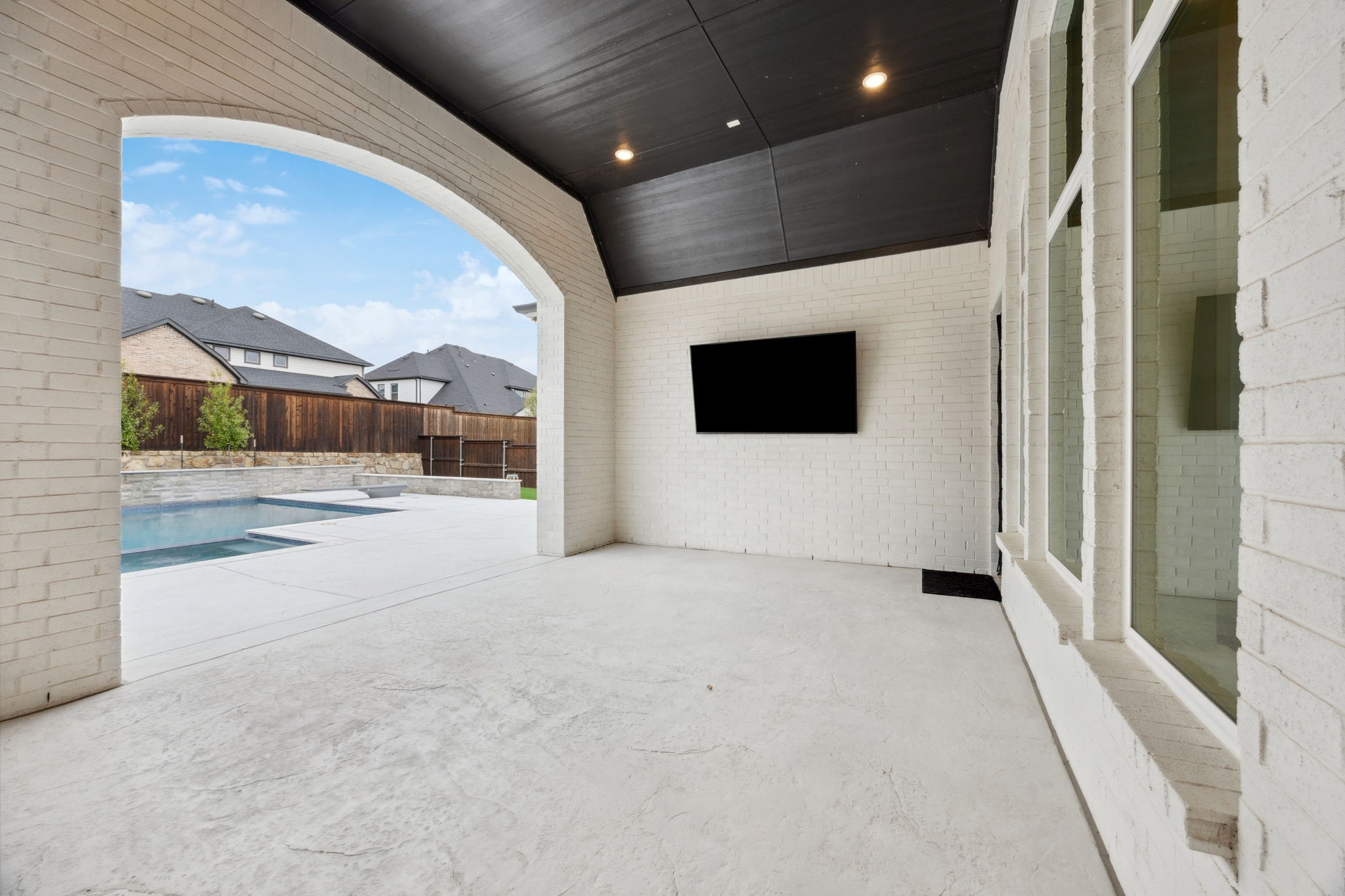 2720 Whirlaway Court
