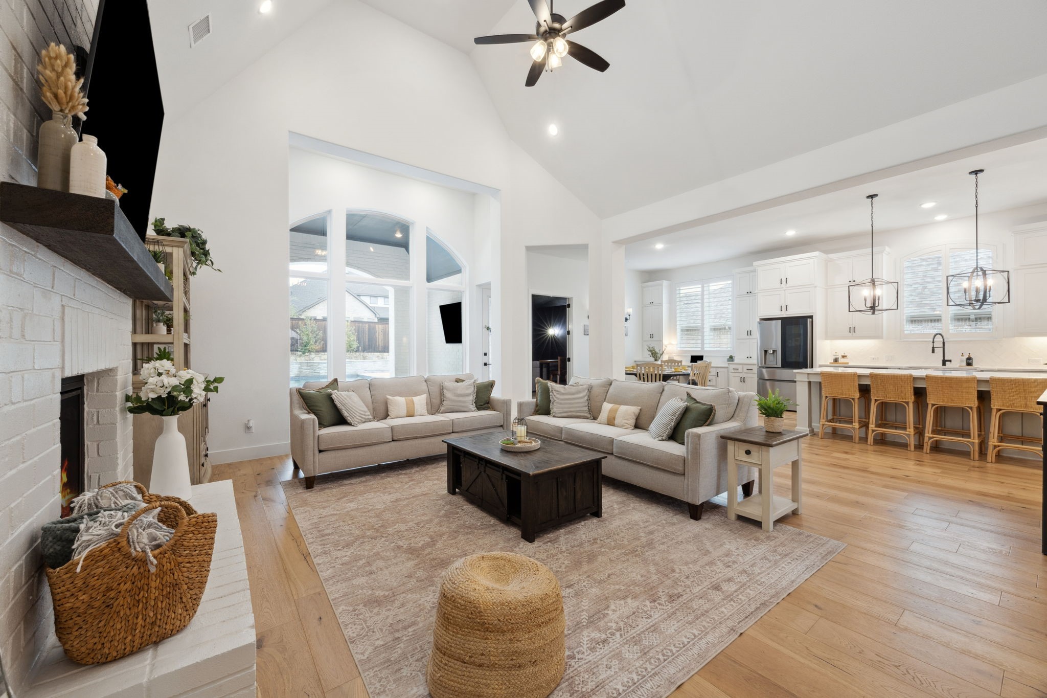 2720 Whirlaway Court