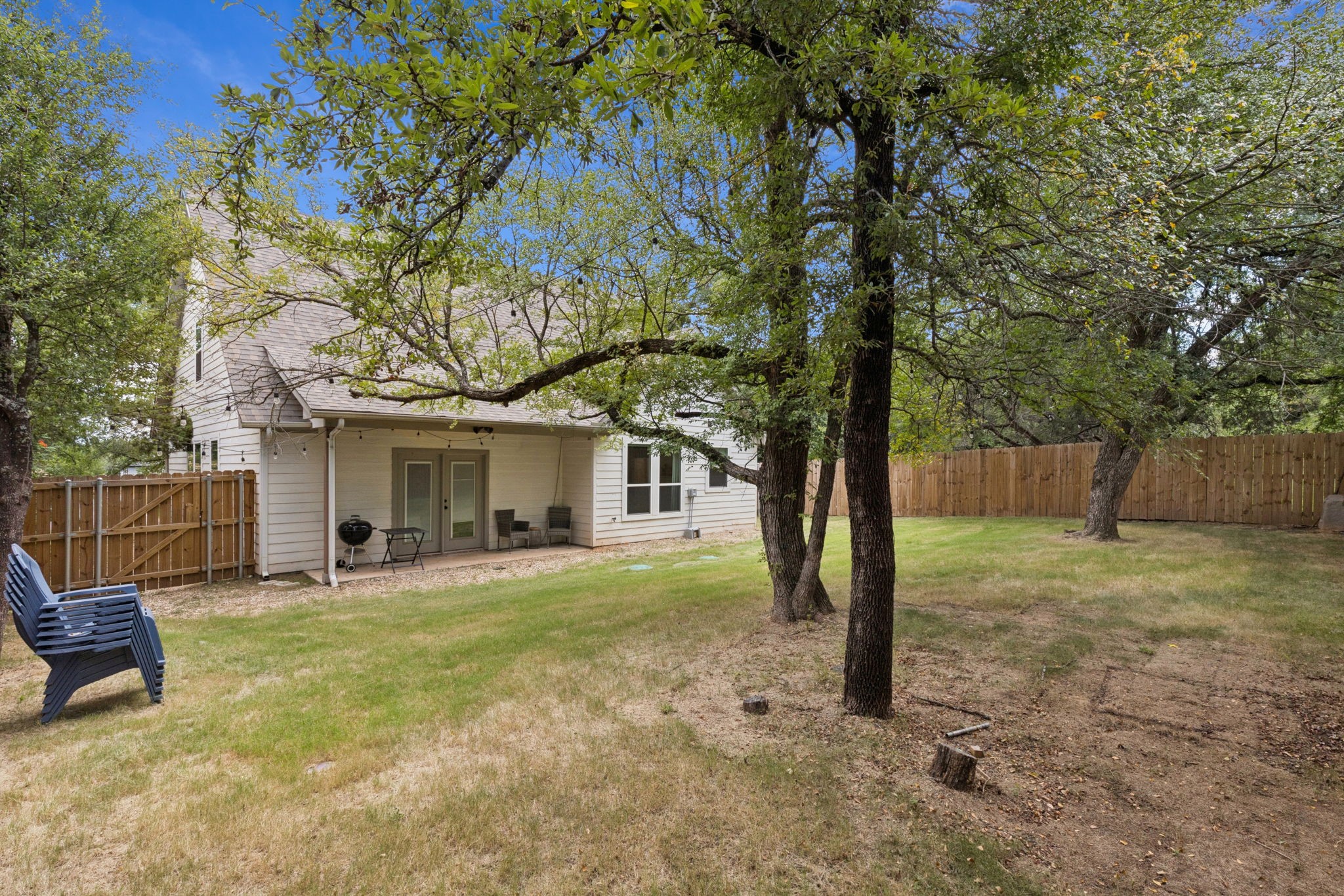 2212 Navasota Street