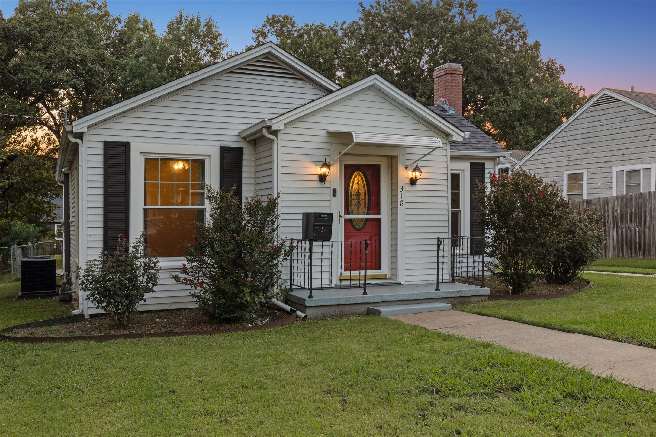 318 N Mckown Avenue