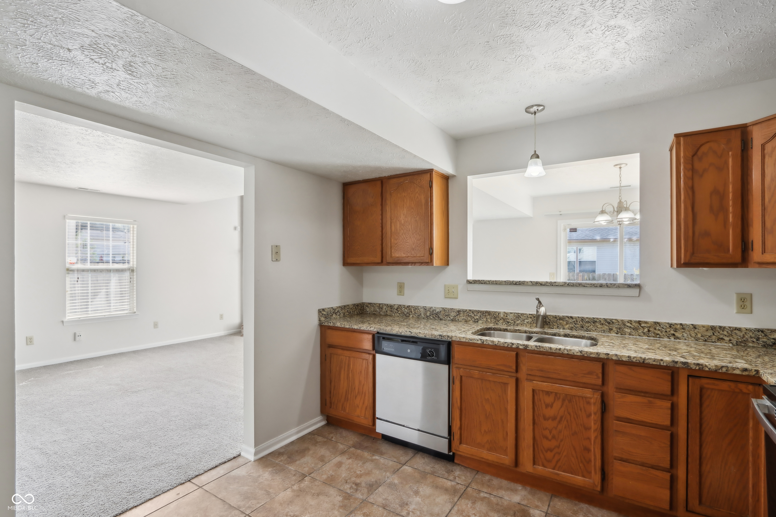 7137 Moon Court