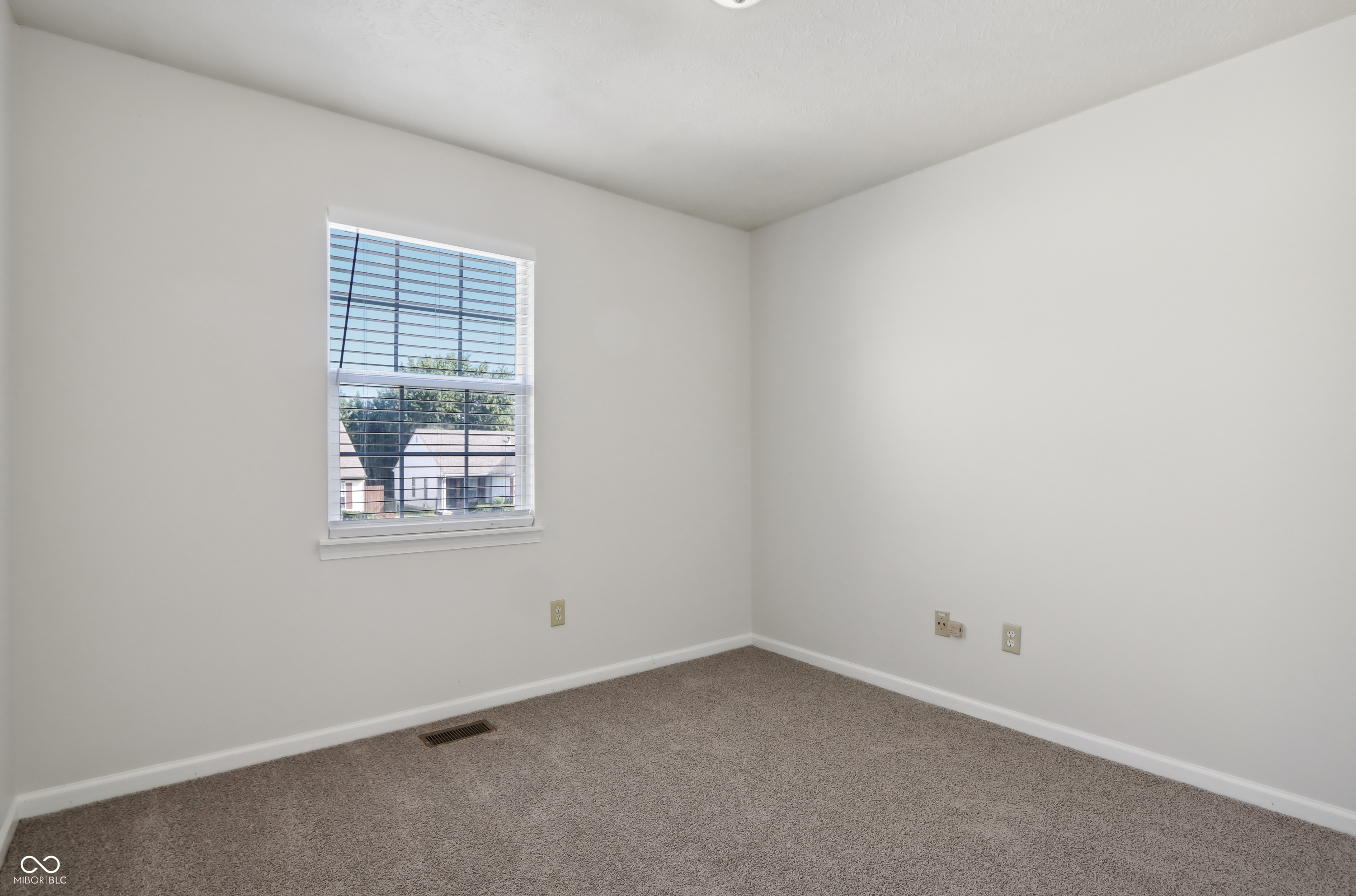7137 Moon Court
