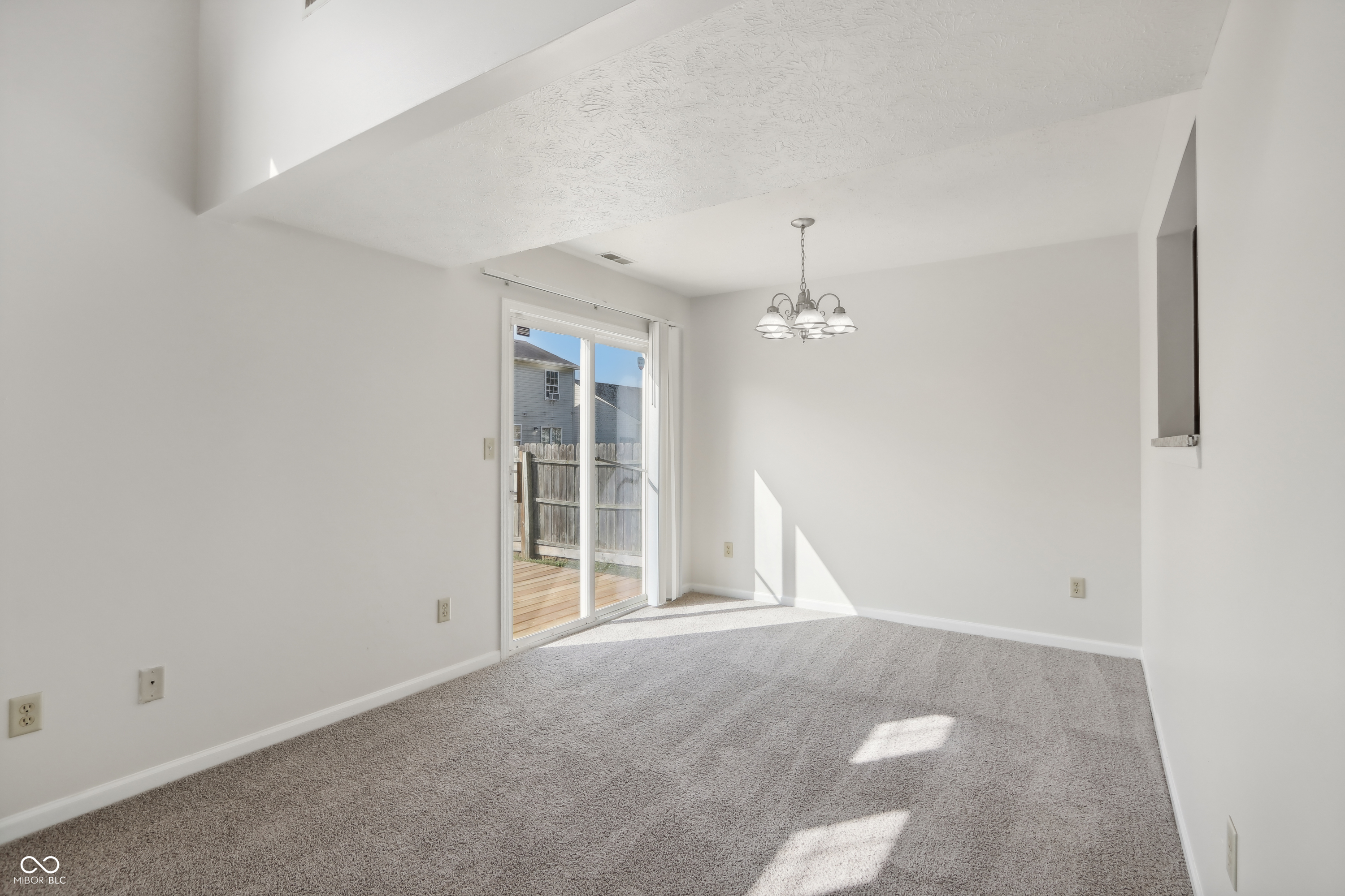 7137 Moon Court