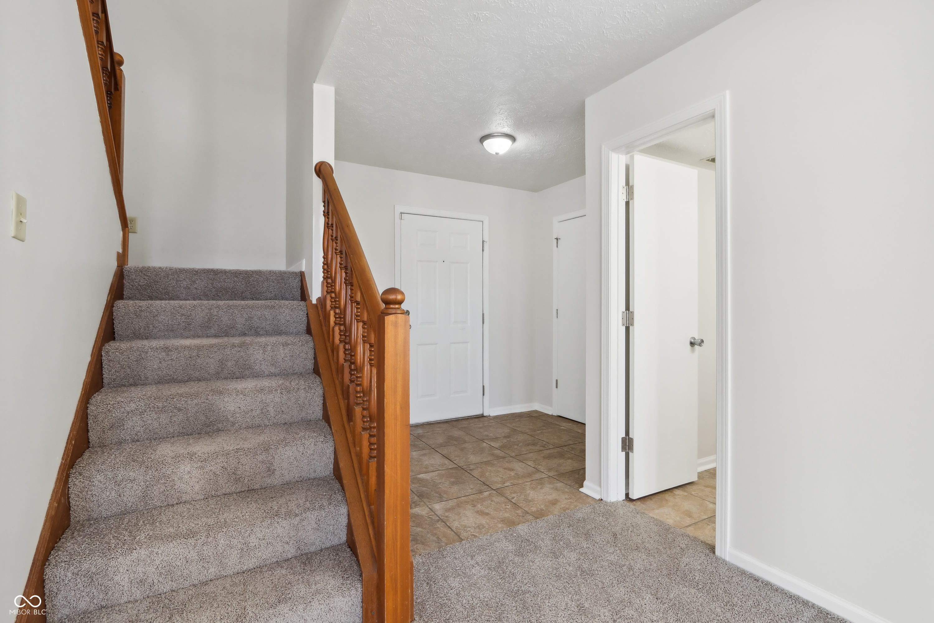 7137 Moon Court