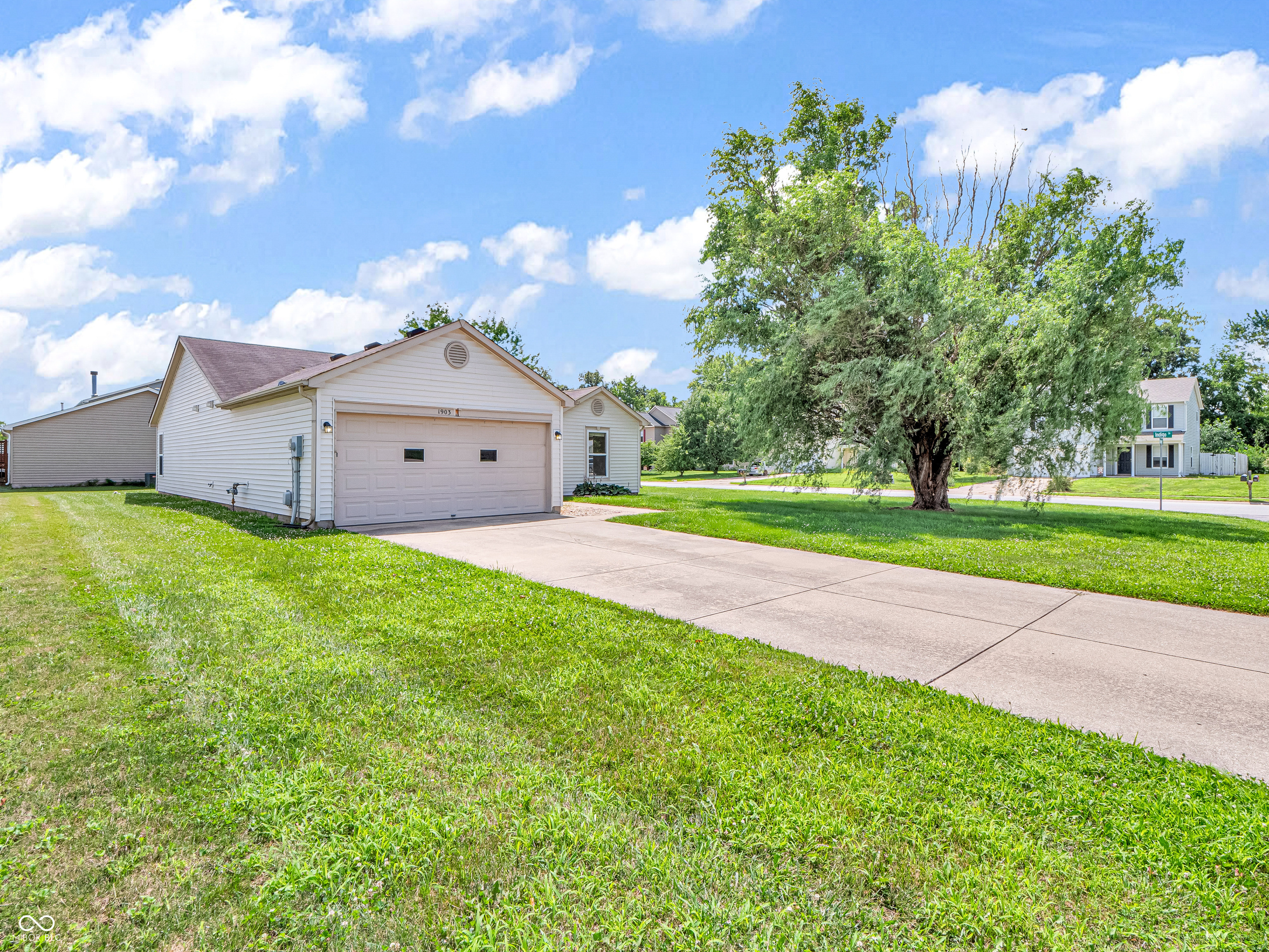 1903 Breakwater Drive