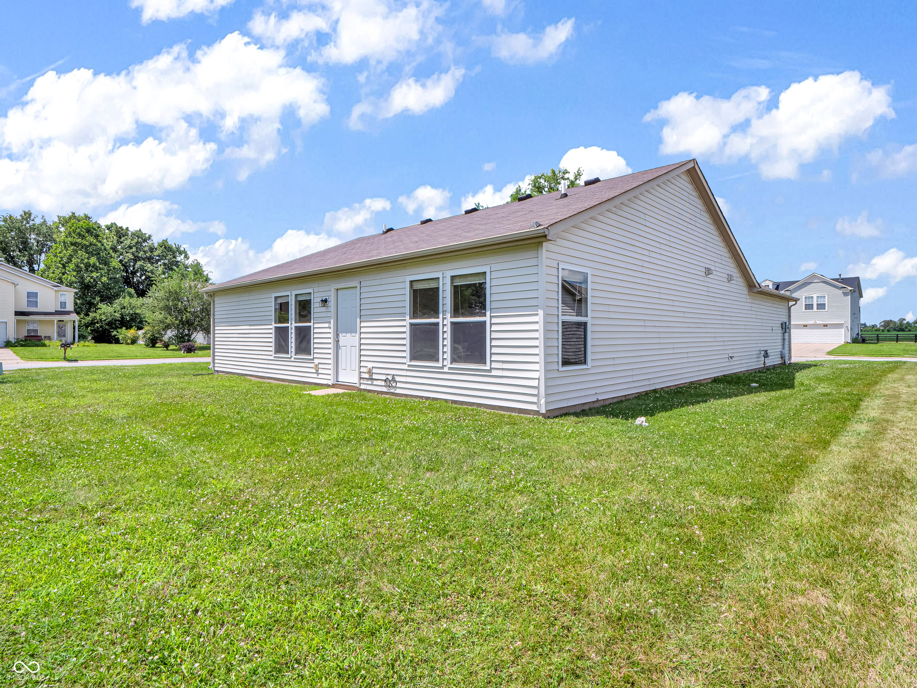 1903 Breakwater Drive