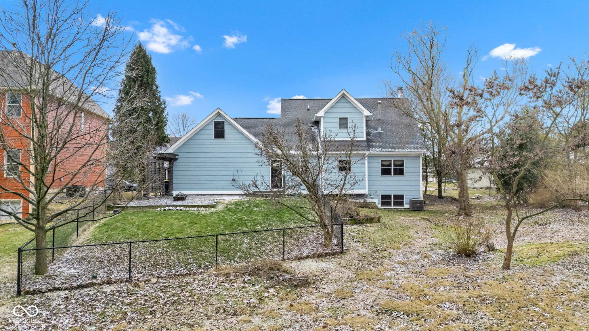 12404 Doe Lane
