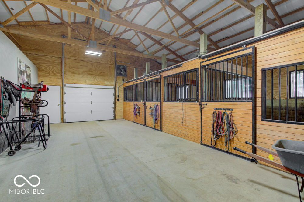 9615 N County Road 150 Road E