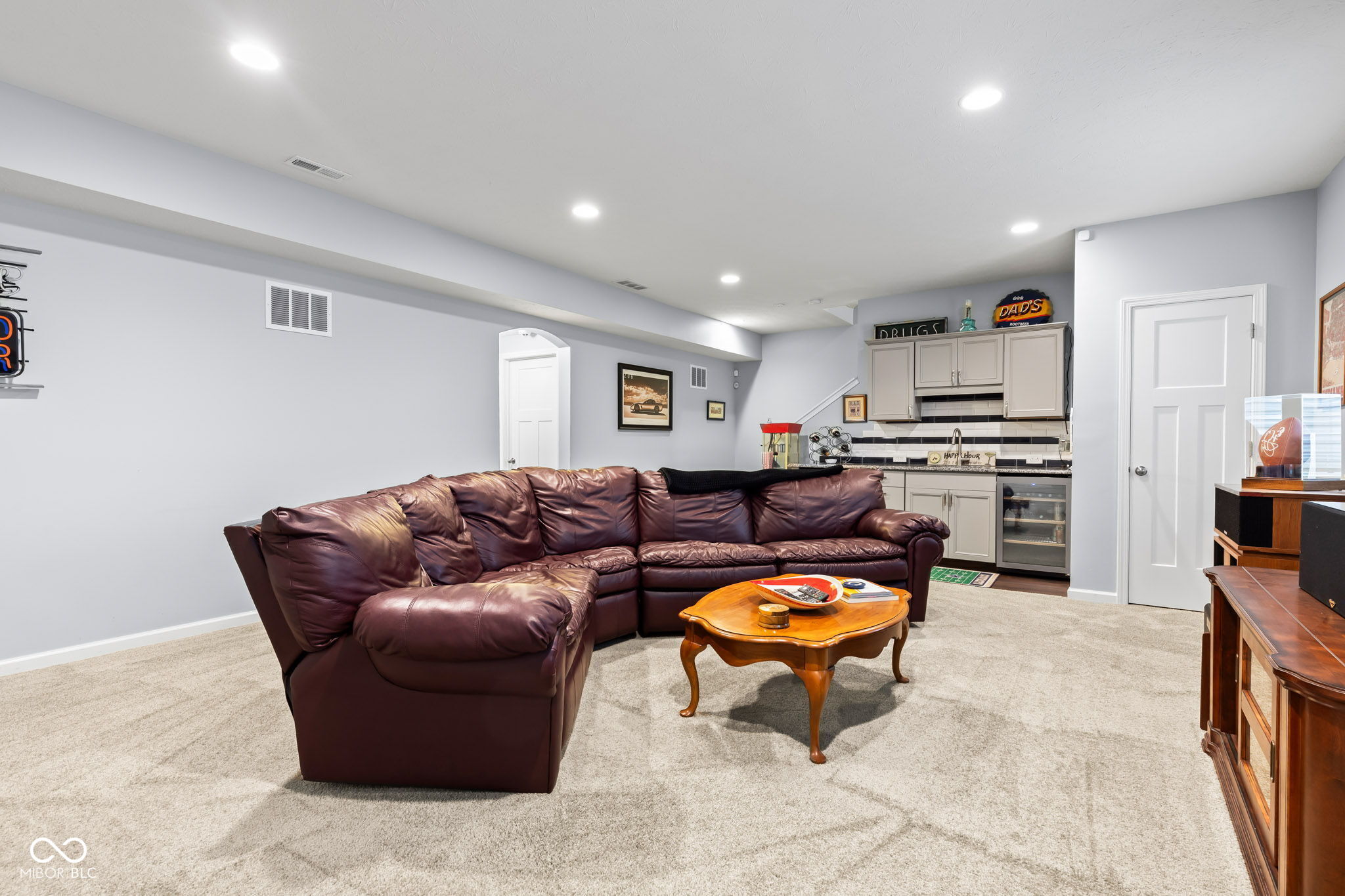 1588 Rossmay Drive