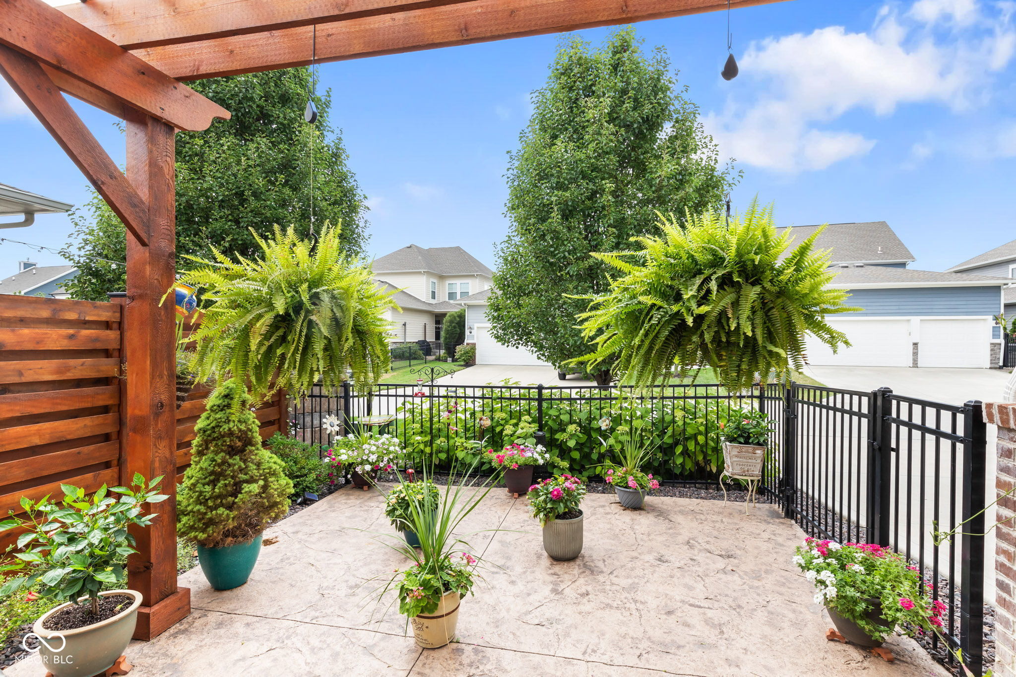 1588 Rossmay Drive