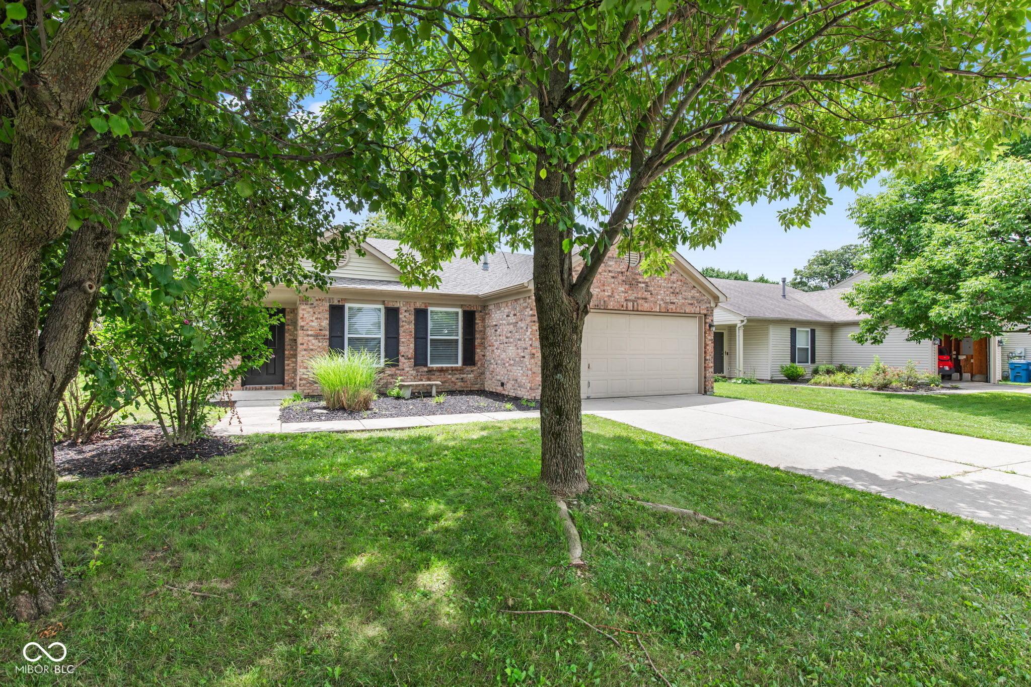 6693 W Philadelphia Drive