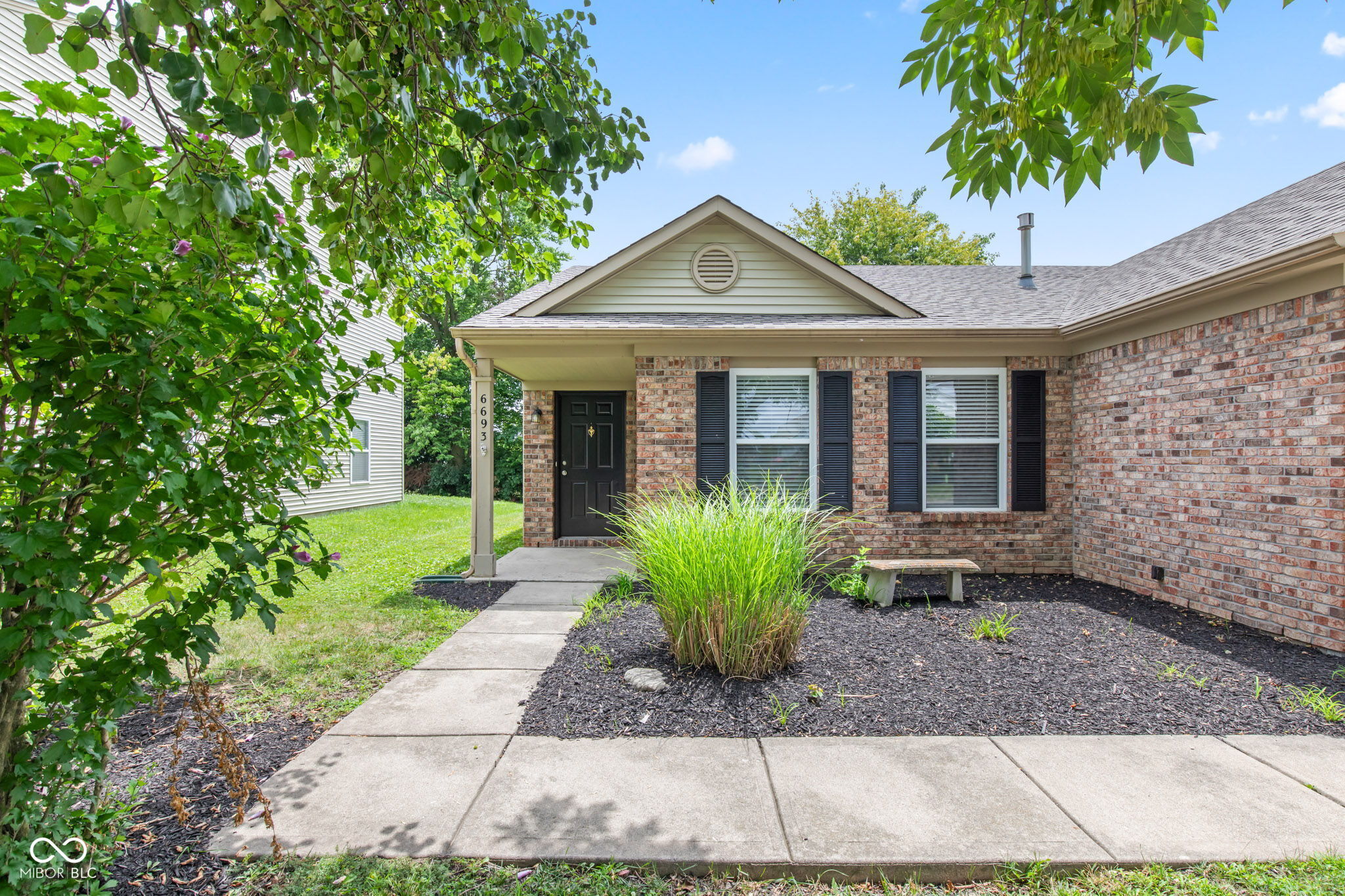 6693 W Philadelphia Drive