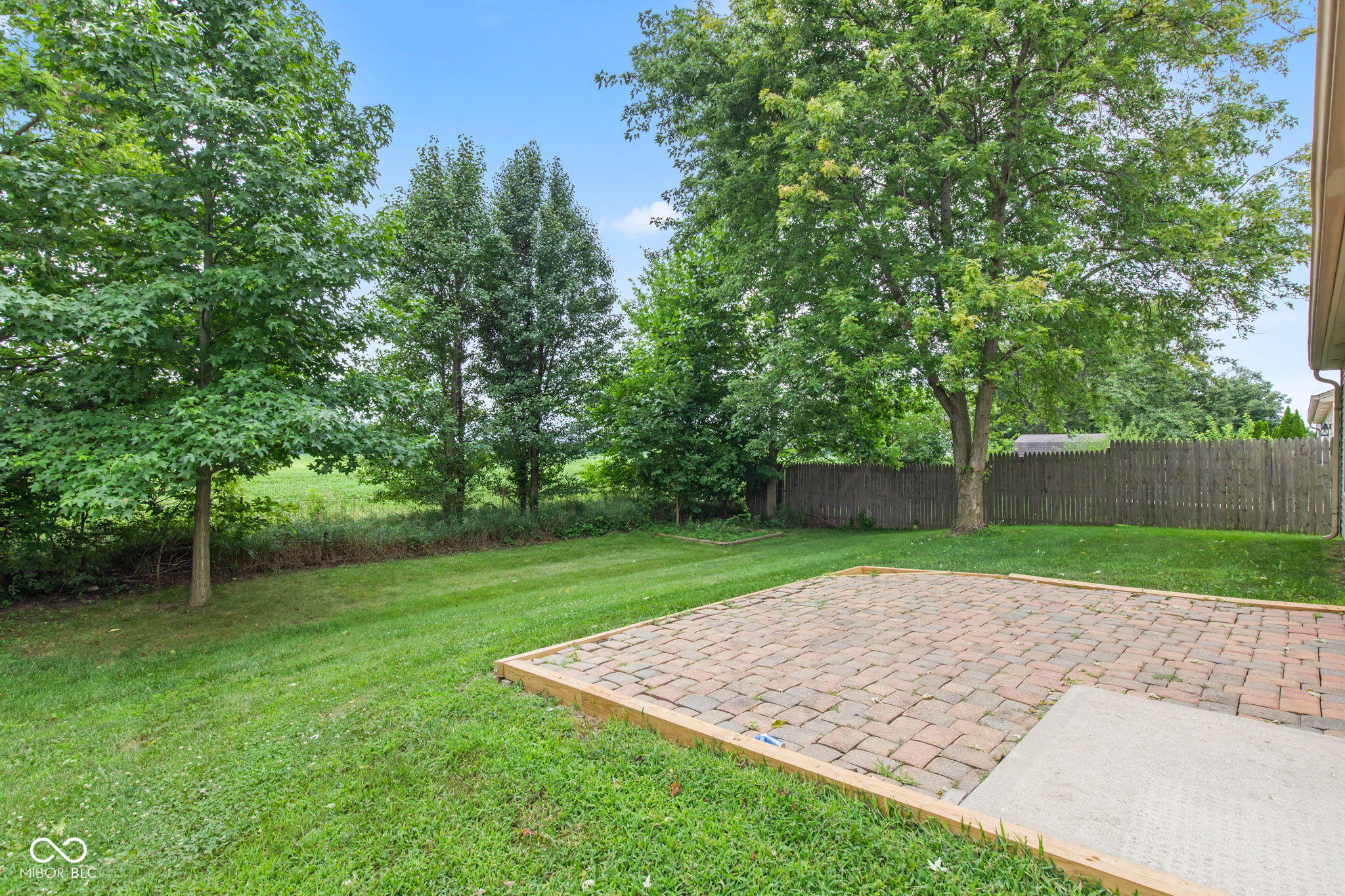 6693 W Philadelphia Drive