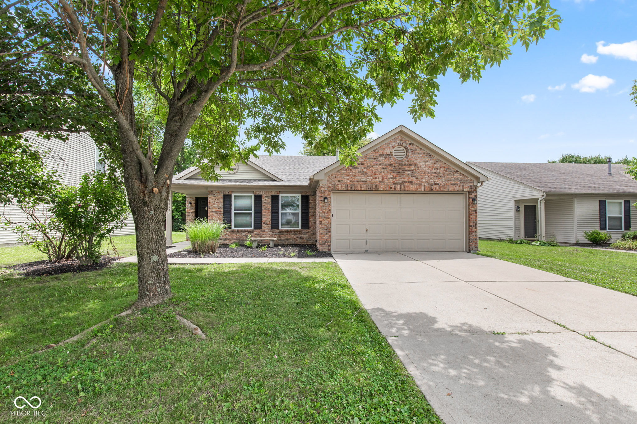 6693 W Philadelphia Drive