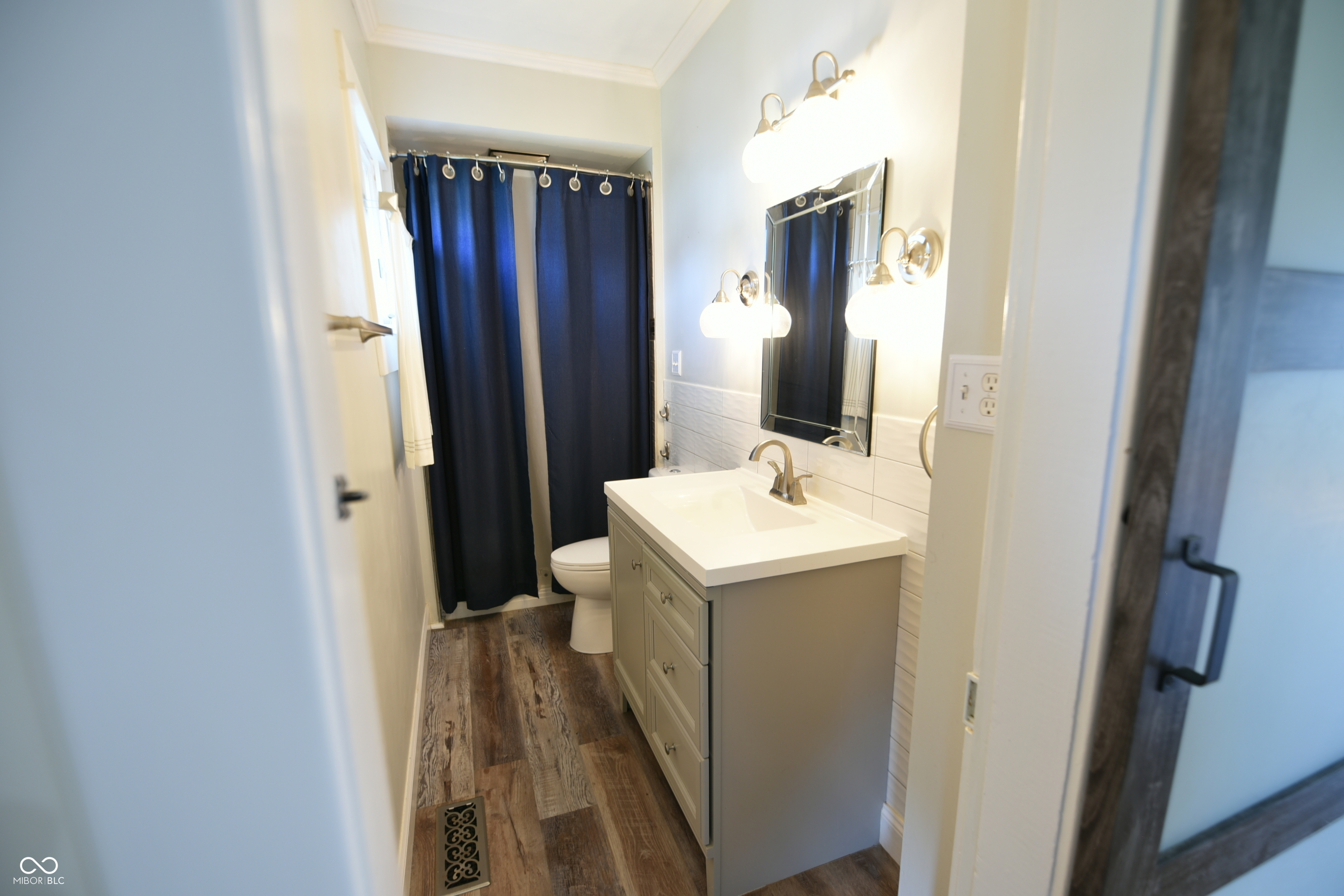 205 W 3rd Street