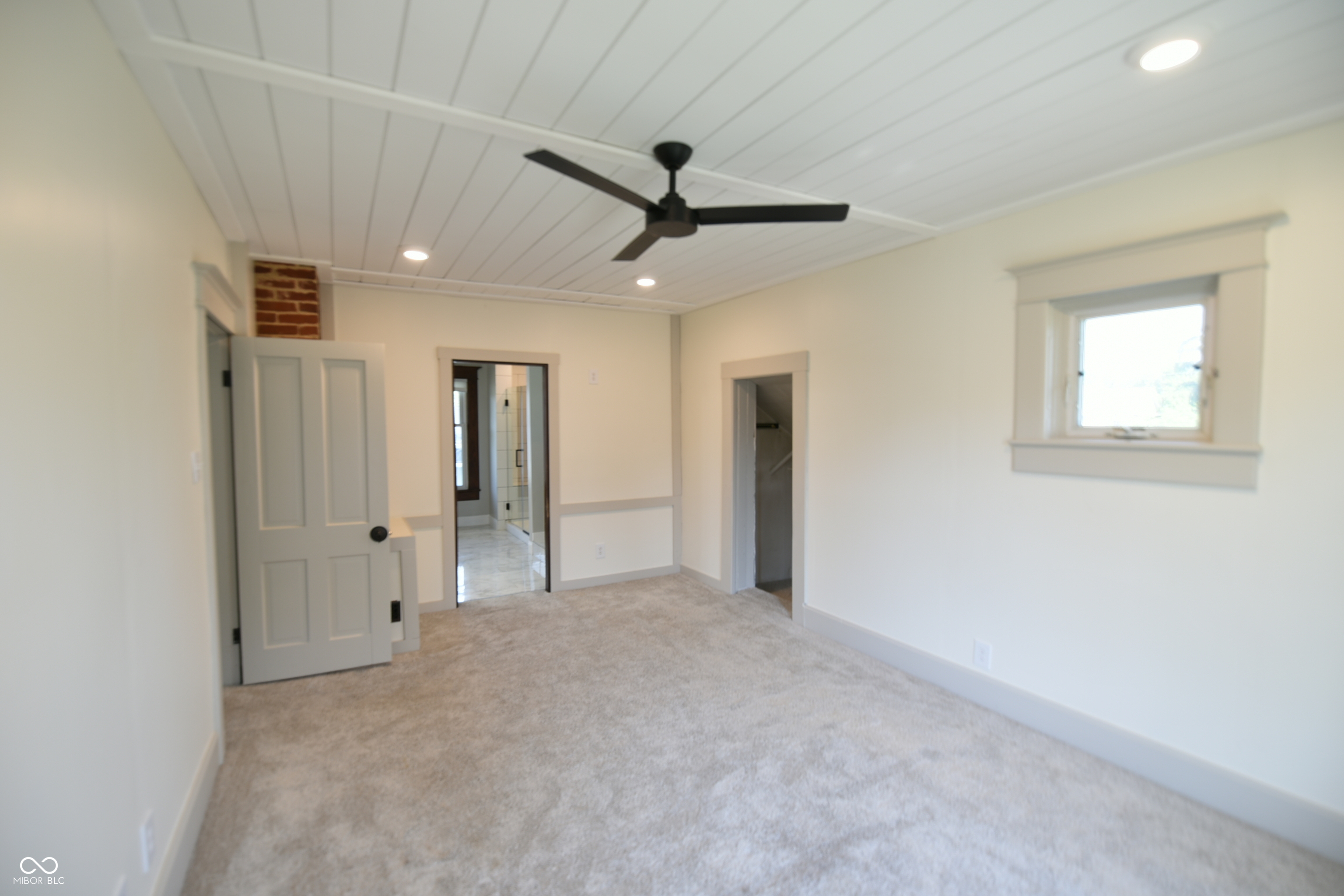 205 W 3rd Street