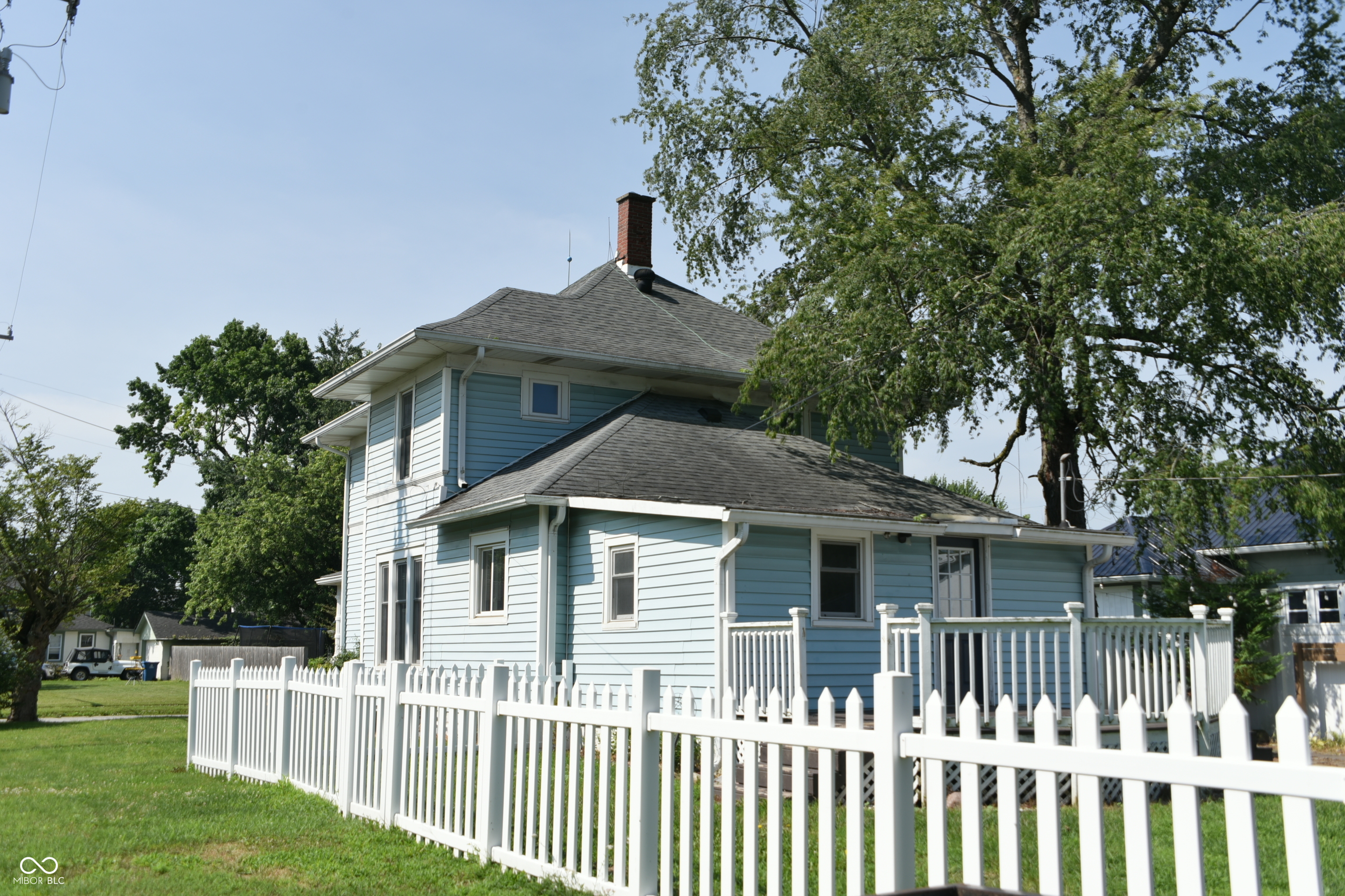 205 W 3rd Street