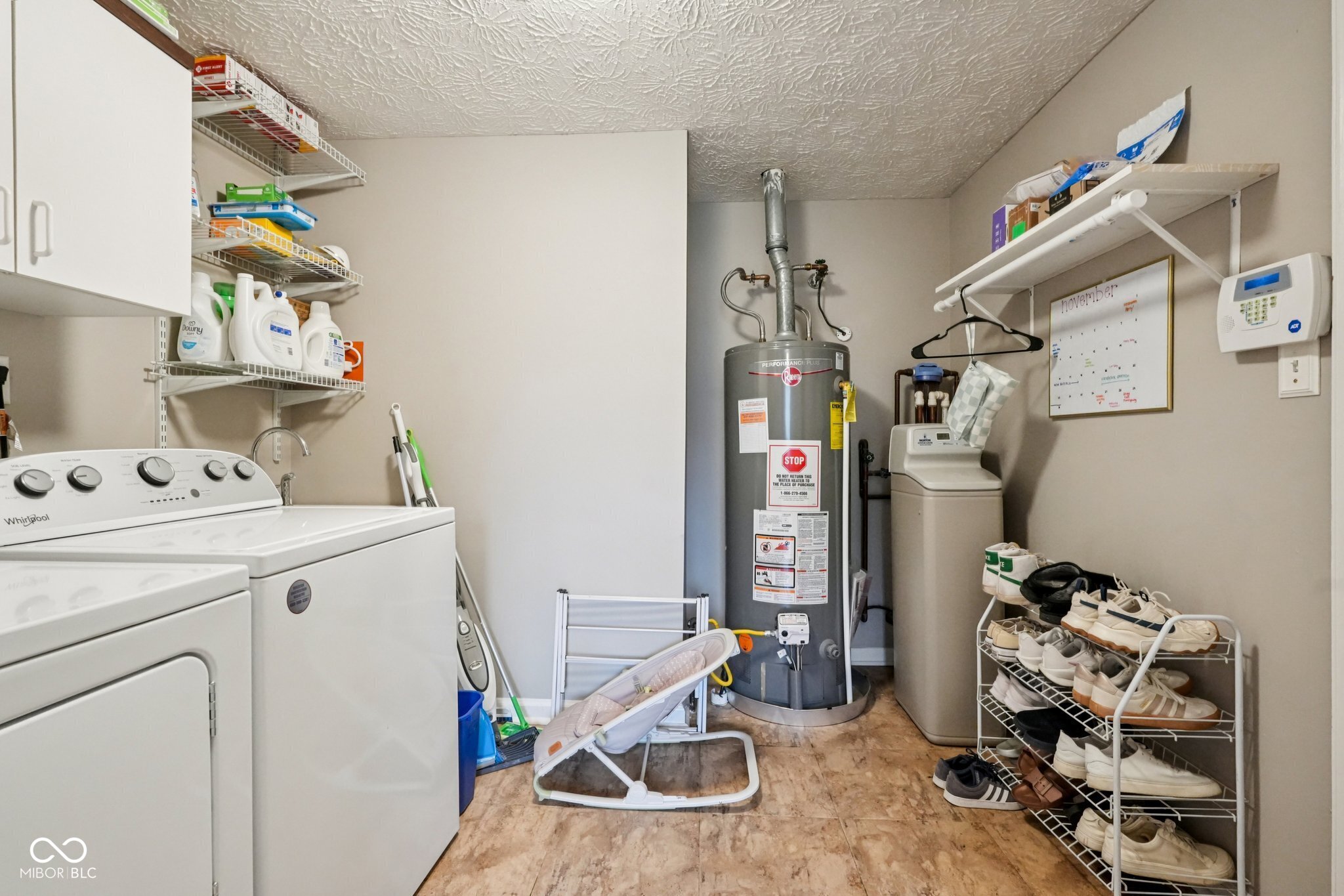 609 Sunblest Boulevard S