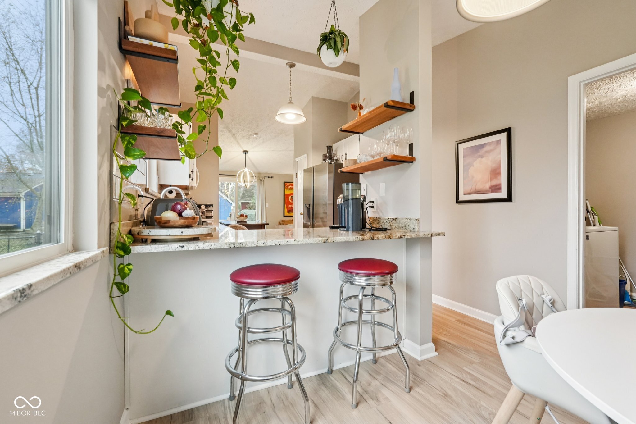 609 Sunblest Boulevard S