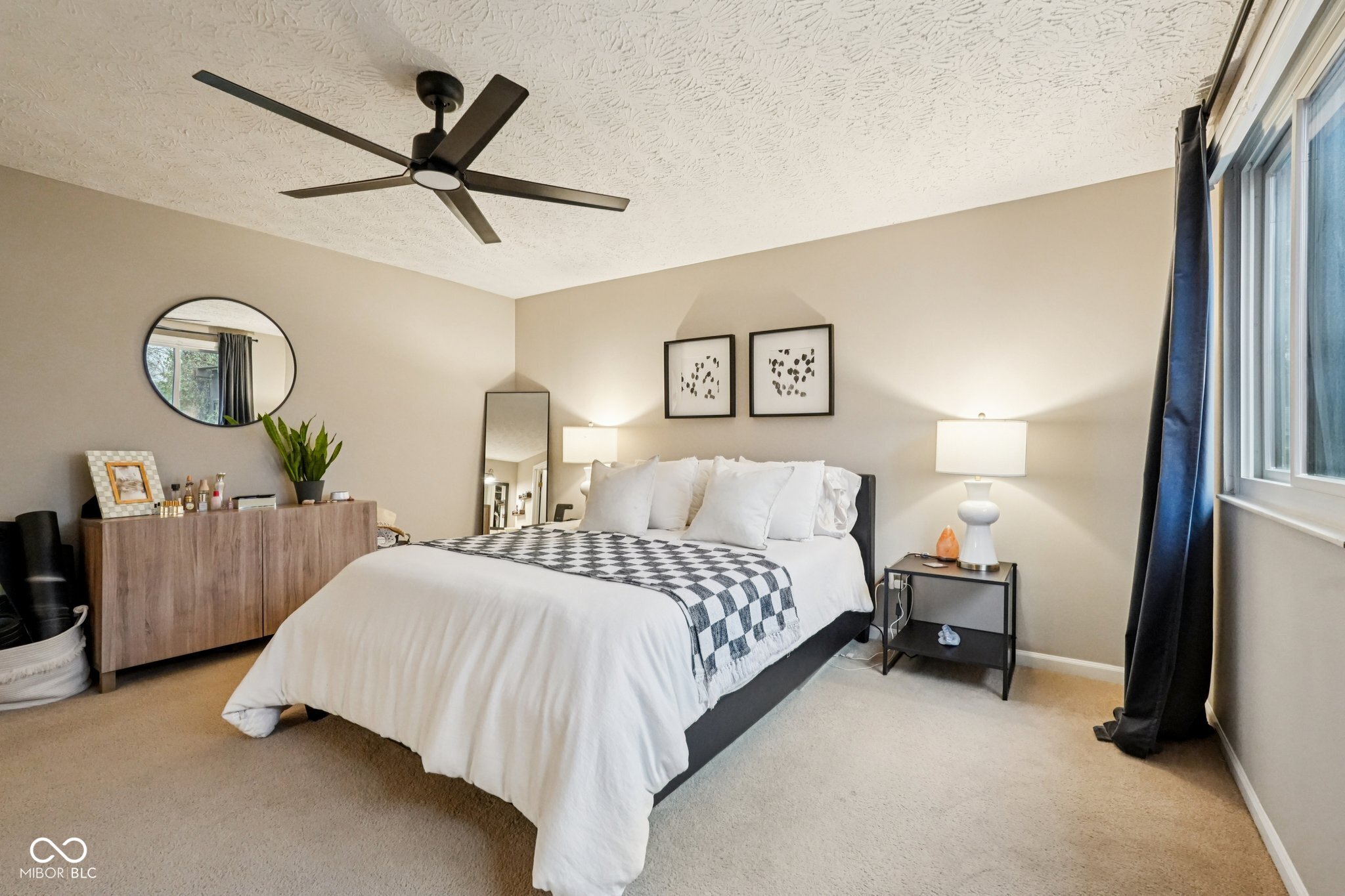 609 Sunblest Boulevard S