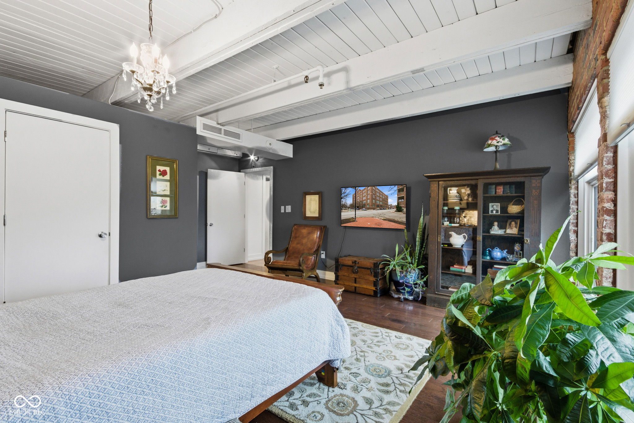 430 N Park Avenue Unit: 513