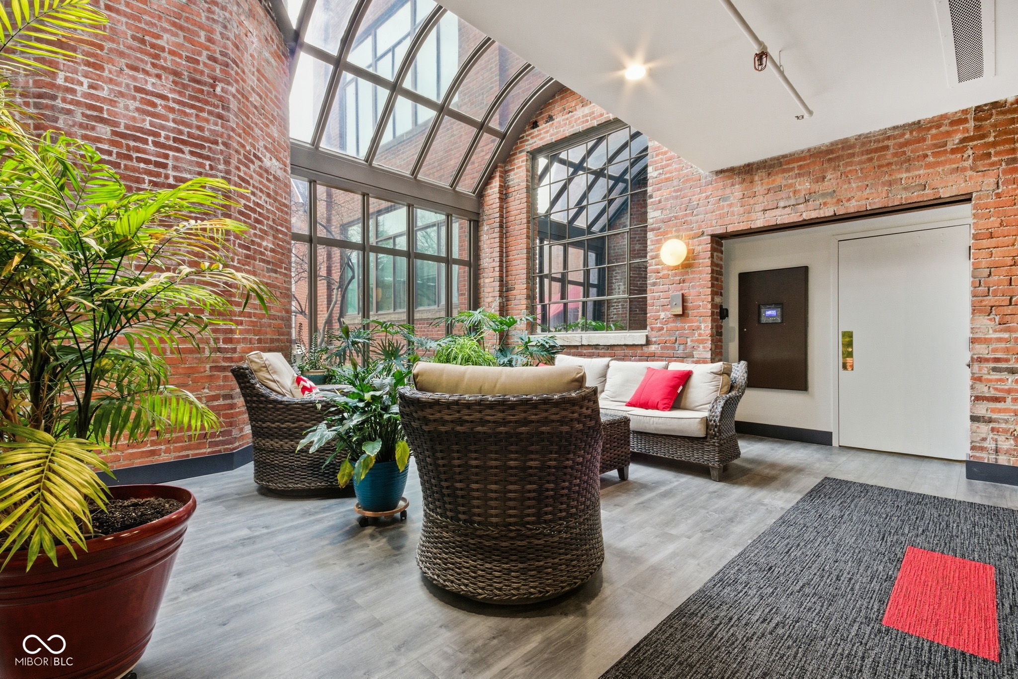 430 N Park Avenue Unit: 513