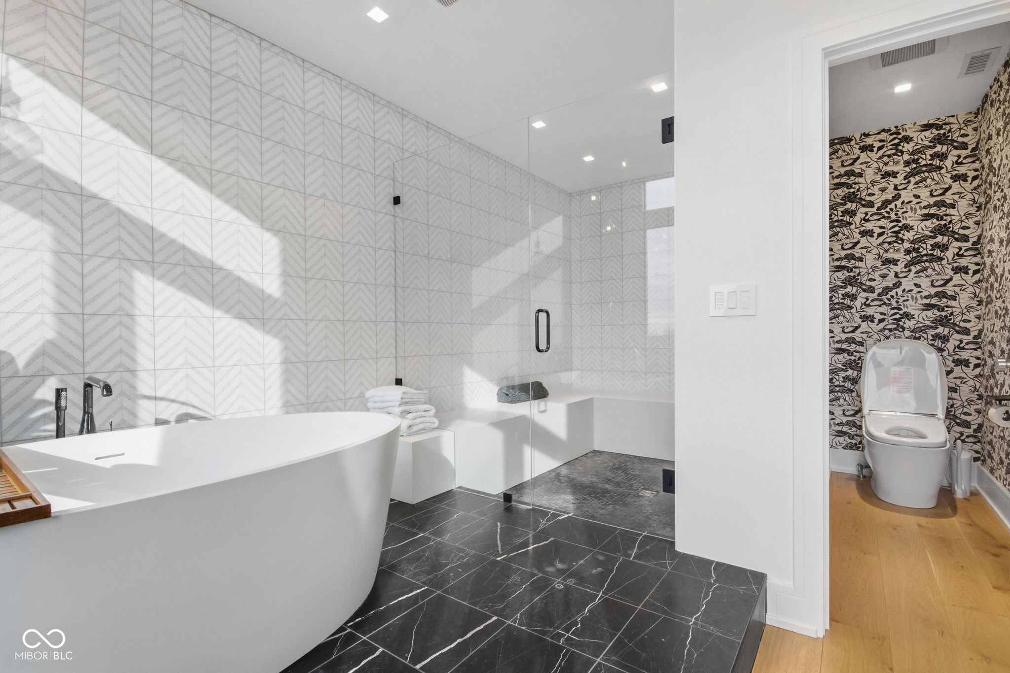 430 N Park Avenue Unit: 603-604