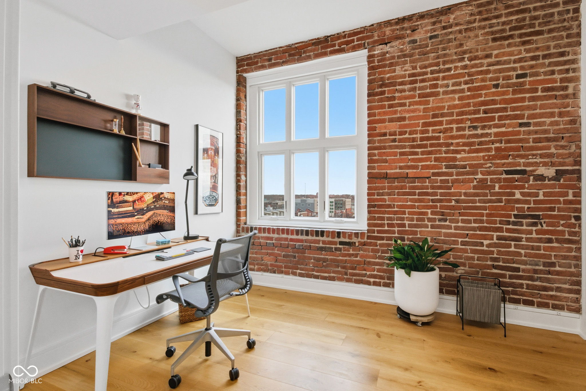 430 N Park Avenue Unit: 603-604