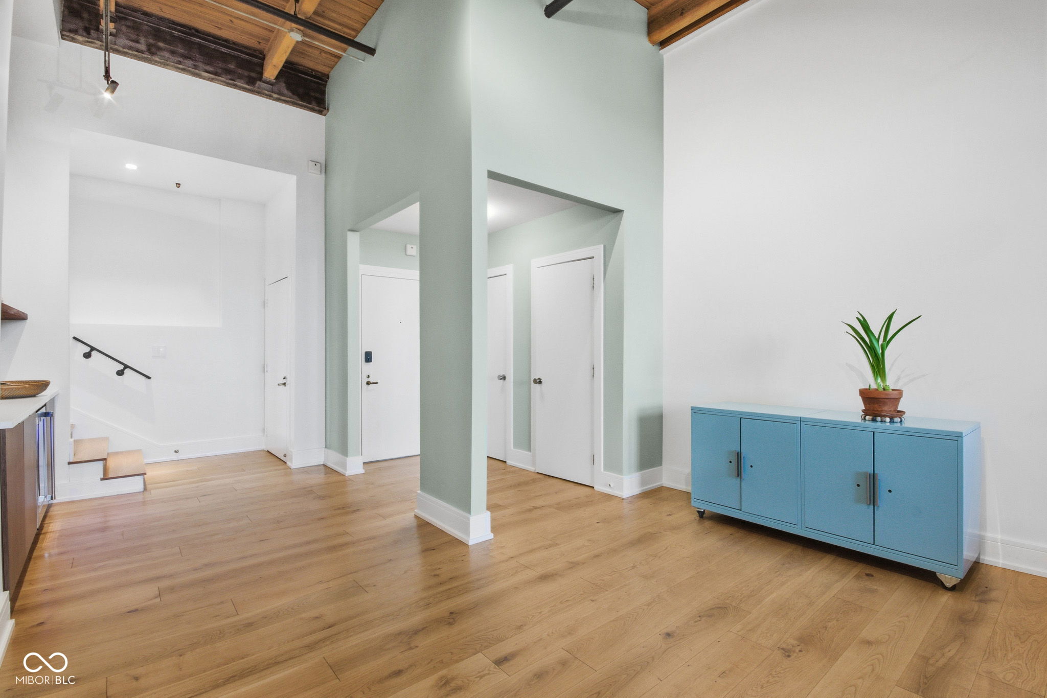 430 N Park Avenue Unit: 603-604