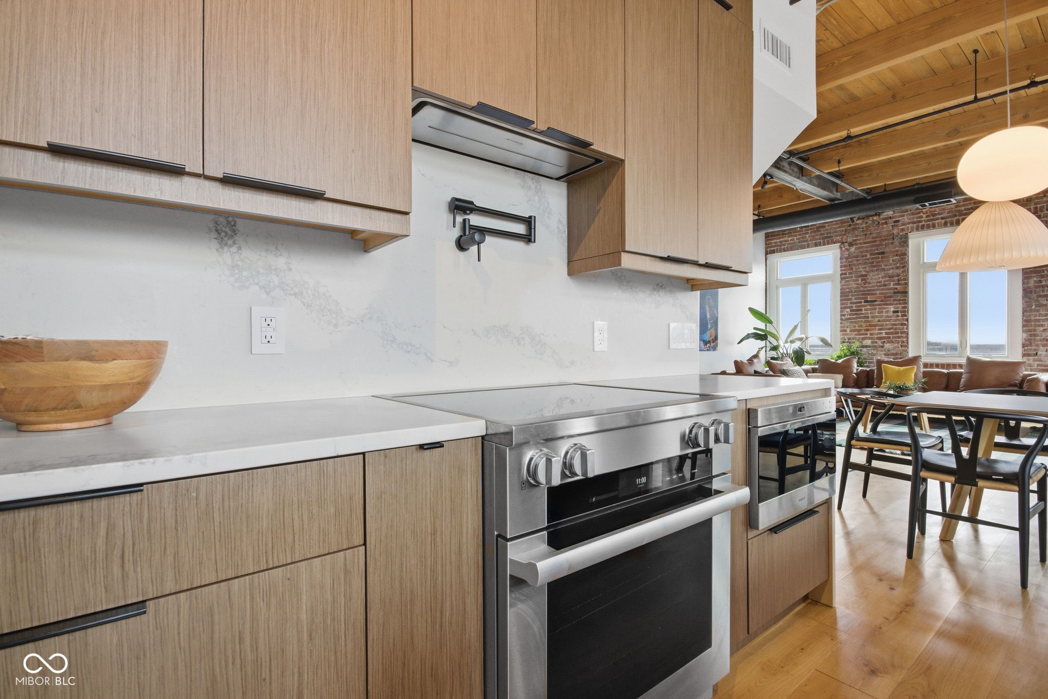 430 N Park Avenue Unit: 603-604