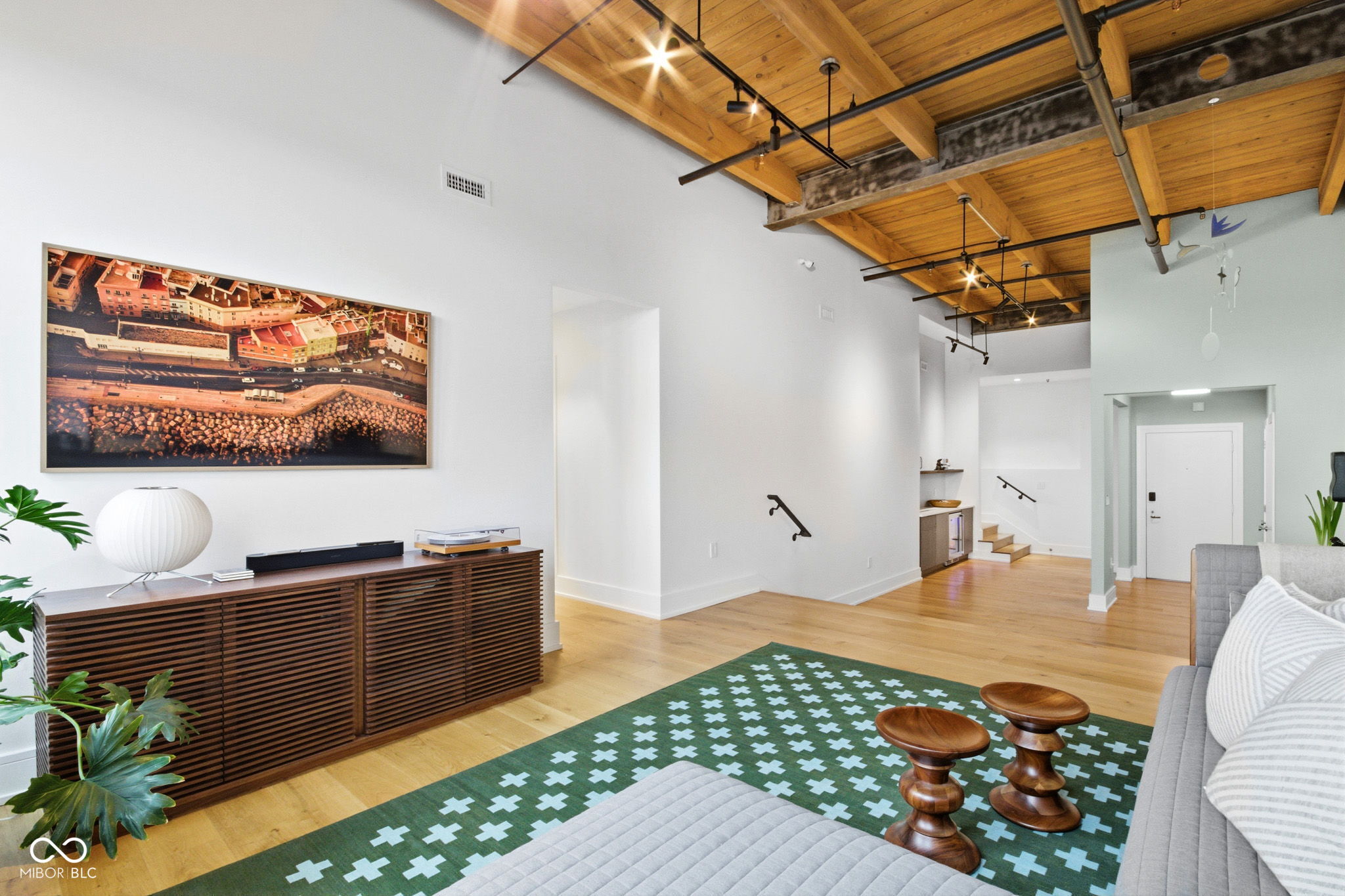 430 N Park Avenue Unit: 603-604