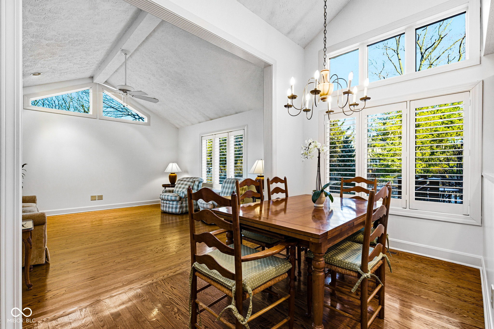 3240 Smokey Ridge Court